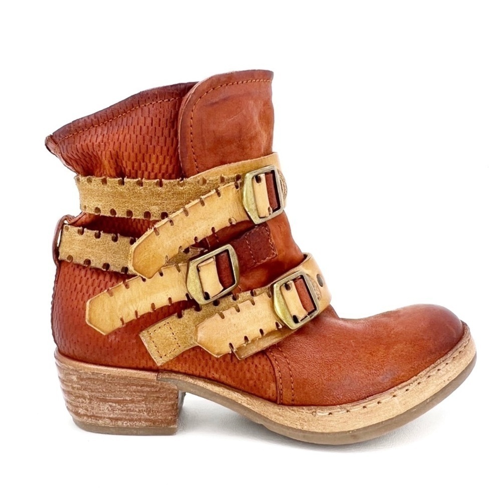 A.S.98 Tan And Camel Leather Buckle Ankle Boots
